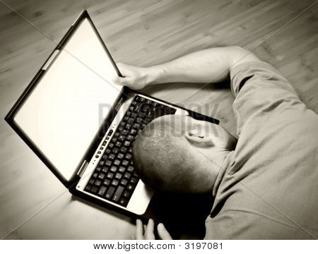 Benim Laptop beni öldürdün!