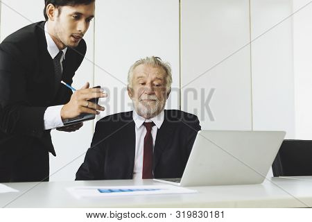 Business People Meeting In Office To Discuss Project