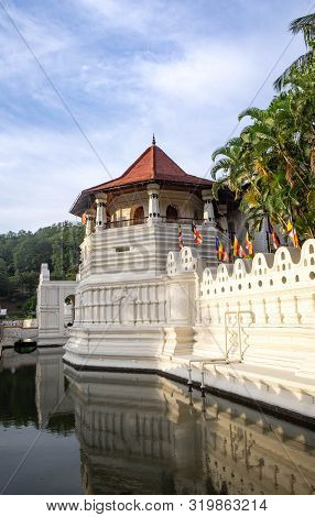 Kandy/ Sri Lanka, August 04-2019: Famous Buddha Temple Of The Sacred Tooth Relic At Kandy,sri Lanka 