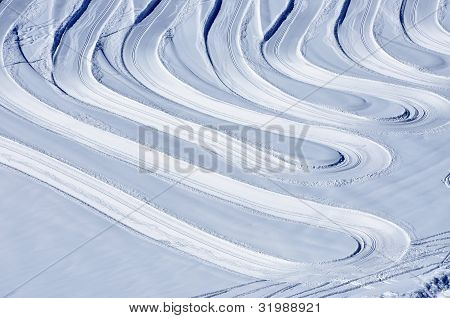 오스트리아 알프스에서 크로스 컨트리 스키 슬로프