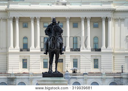 Washington, Dc - August 8, 2019: Equestrian Statue Of General Ulysses Simpson Grant In Front Of The 