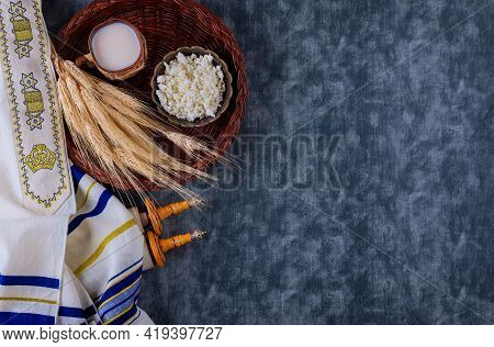 Fresh Dairy Products Milk, Cottage Cheese Wheat, Shavuot Kosher Food