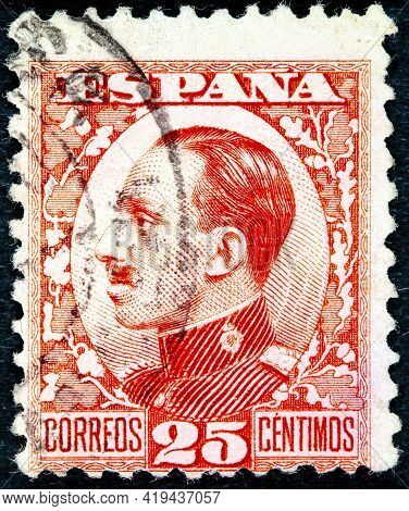 Spain - Circa 1902: Vintage Stamp Printed In In Spain 1902 Shows King Alfonso Xiii, Circa 1902