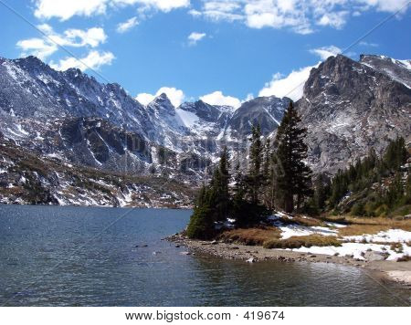 Lago alpino (picos indianos)