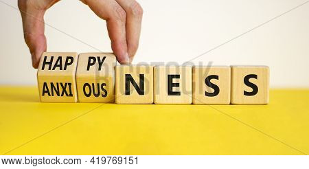 Happyness Or Anxiousness. Doctor Turns Cubes And Changes The Word 'anxiousness' To 'happyness'. Beau