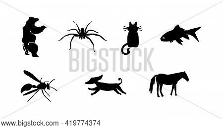 Set Of Black Icons On A White Background. 
Bear, Spider, Dachshund, Cat, Wasp, Fish And Horse. 
Anim