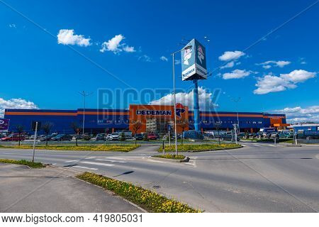 Miercurea Ciuc, Romania- 08 May 2021: Front View Of Dedeman  Home Improvement Store On A Sunny Day.