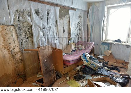 The Lost Abandoned City Near Vorkuta, Abandoned Apartments In The City Closed After The Departure Of
