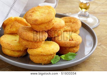 cheese mini muffins with pumpkin and orange