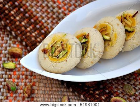 Nan Khatai