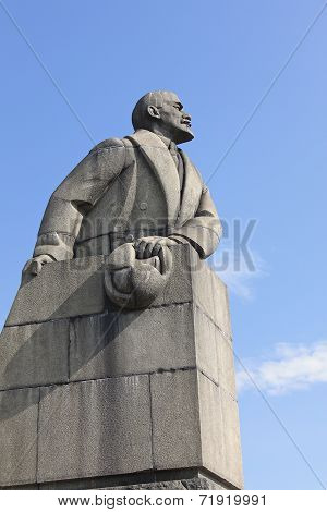 Monument To Lenin In Petrozavodsk. Russia