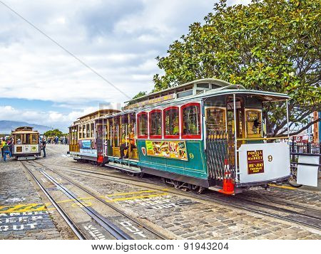 People Enjoy The Unique Cable Car System