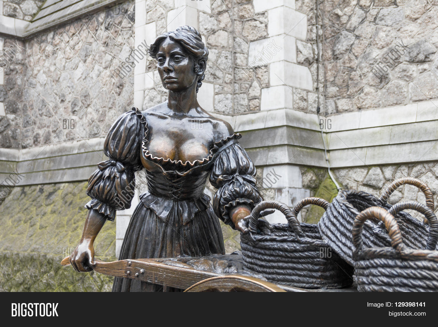 Molly Malone Statue Image & Photo (Free Trial) Bigstock