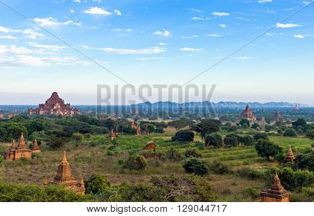Myanmar Bagan the plain with thousand of 880-year old temple ruins.