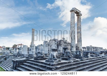 Apollon Temple View