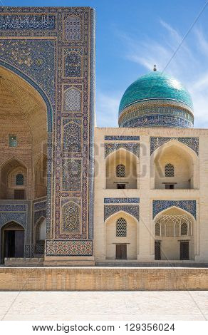 Uzbekistan, Bukhara, view of the Mir-i-Arab madrassah