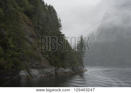 Foggy mist begins rolling into the Fjord