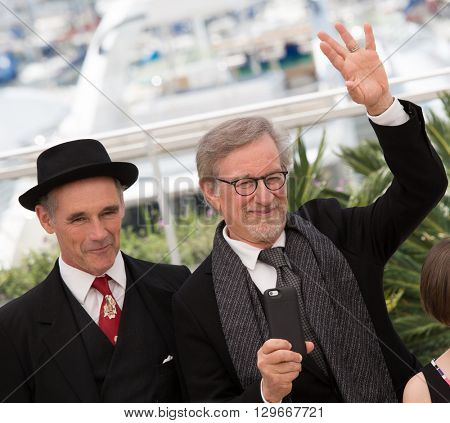 Mark Rylance, Steven Spielberg at the photocall for 'The BFG (Le Bon Gros Geant - Le BGG)' , at the 69th Festival de Cannes.May 14, 2016  Cannes, France