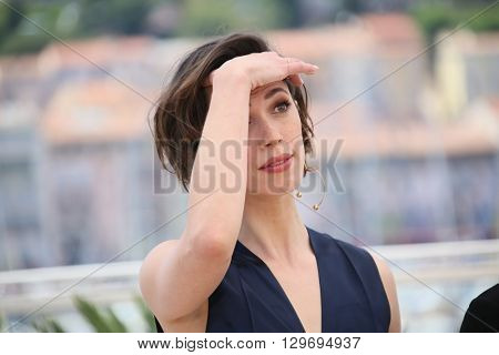  Rebecca Hall attends 'The BFG (Le Bon Gros Geant - Le BGG)' photocall during the 69th annual Cannes Film Festival at the Palais des Festivals on May 14, 2016 in Cannes, France.