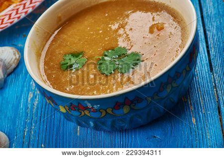 Moroccan Carrot Red Lentil Soup