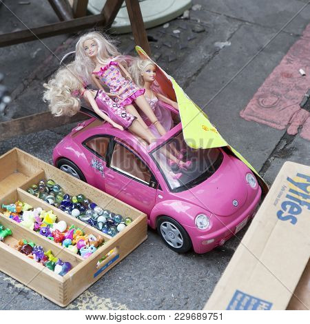 London, Uk - April 22, 2016: Flea Market, Greenwich, London. Collectibles, Bric-a-brac And Cast-off 