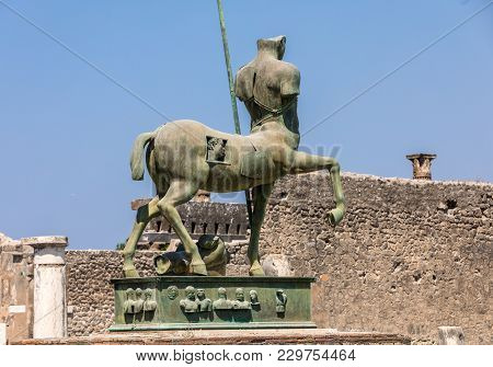 Pompeii, Italy - June 15, 2017: Sculptures Of The Polish Sculptor Igor Mitoraj On Display At Pompeii