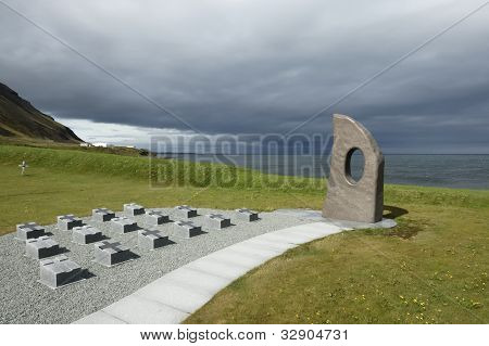สุสานใน Olafsvik ประเทศไอซ์แลนด์