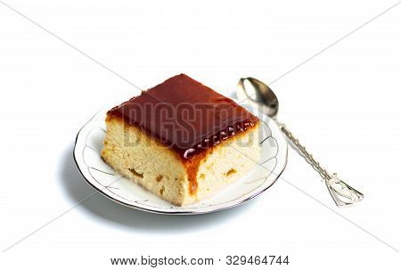 Trilece Sponge Cake With Milk And Caramel Topping