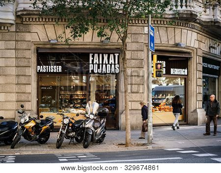 Barcelona, Spain - Nov 14 2017: Pastisser Bakery Store Faixat Pujadas On The Carrer De Muntaner, 159
