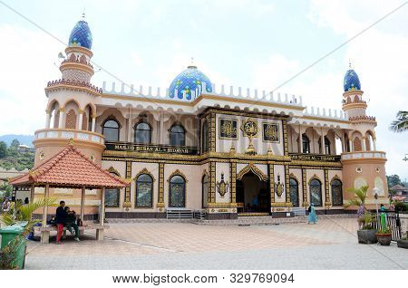 Bali, Indonesia- 18 Oct, 2019: View Of Masjid Besar Al Hidayah Located New Lake Beratan In Bali, Ind