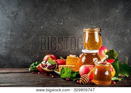 Jewish Autumn Rosh Hashana Celebration. Traditional Products For The Celebration Of Rosh Hashanah - 