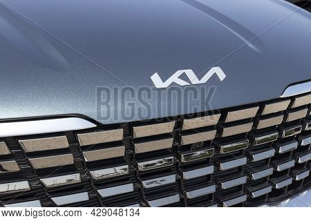 Muncie - Circa August 2021: Kia Carnival Display. Kia Motors Is Minority Owned By The Hyundai Motor 