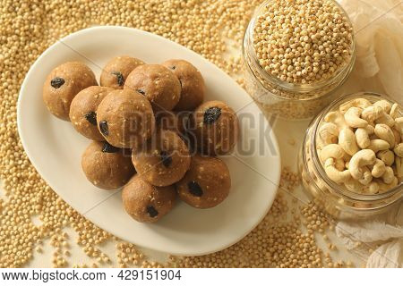 Sorghum Sweet Balls With Jaggery, Cashew Nuts And Raisins. Commonly Know As Jowar Laddu In India.