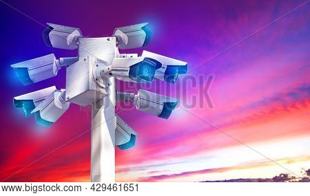 Multi-angle Cctv On Pillar 360 Degree System Background Blast Cipping Path.
