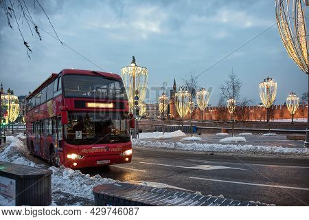 Moscow, Russia - January 15, 2021: A Touristic Decker Bus On Background Of Splended View Of Moscow I