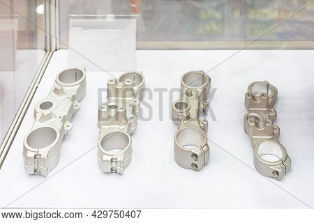 Various Shape Of Sample Aluminum Gravity Die Casting Part Crown Handle For Motorcycle After Machinin