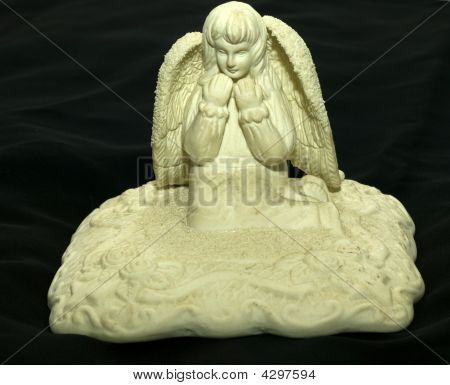 รูปปั้นเทวดา alabaster