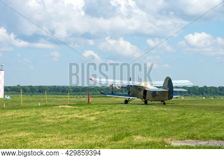 Gorodok.ukraine. June 6, 2021. Tsuniv Airfield. Tsuniv Airfield. Biplane Taxiing To The Runway. Spor