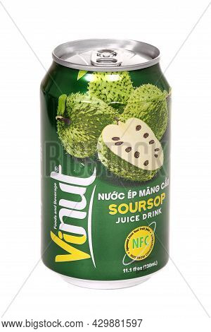 Novyy Urengoy, Russia - July 4, 2021: Aluminum Can Of The Vinut Soursop Juice Drink Isolated Over Wh