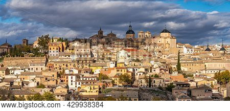 Toledo, Spain. Old City With Its Alcazar, Royal Palace Over The Tagus River Sinuosity. Spain, Europe