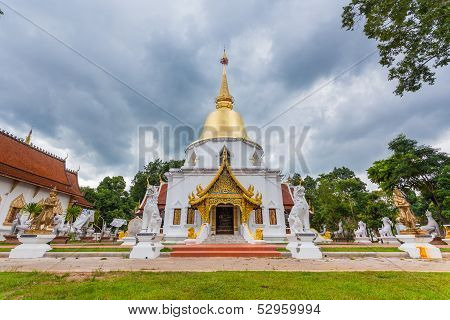 Wat Pha Dara Bhi Rom Temple Located In The Western Part Of The Old City Centre Of Chiang Mai.