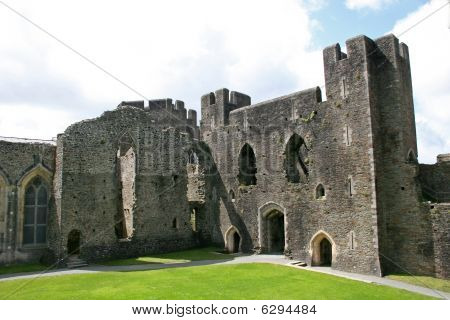 Caerphilly castle