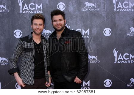 LAS VEGAS - APR 6:  Colton Swon, Zach Swon, The Swon Brothers at the 2014 Academy of Country Music Awards - Arrivals at MGM Grand Garden Arena on April 6, 2014 in Las Vegas, NV