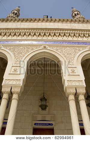 Islamic architecture in mosque Um Al-tobool