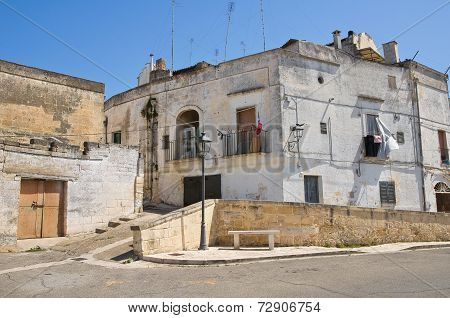 Alleyway. Laterza. Puglia. Italy.