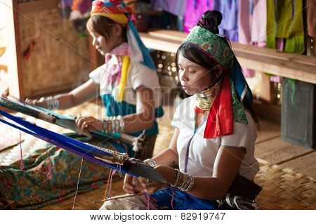 Two Kayan Lahwi Girls are Weaving.