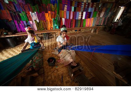 Two Kayan Lahwi Girls are Weaving.