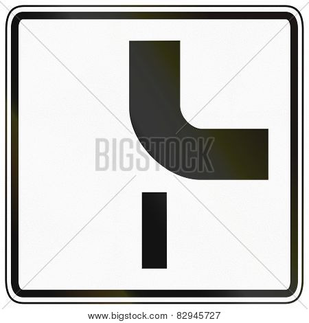 Priority Route At T-junction