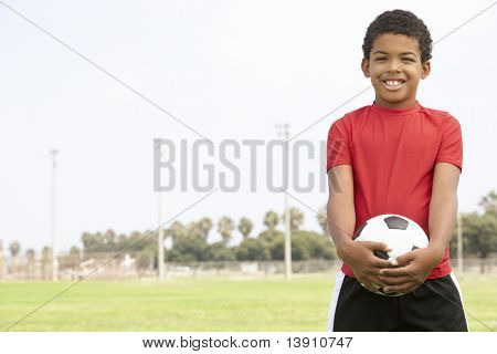Menino futebol