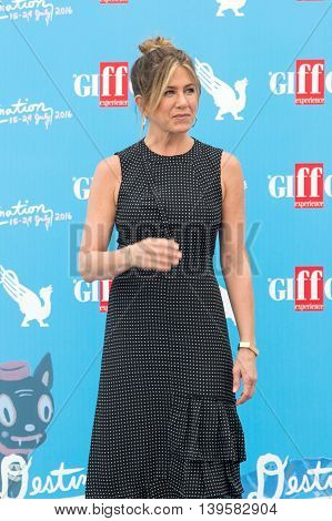 Actress Jennifer Aniston